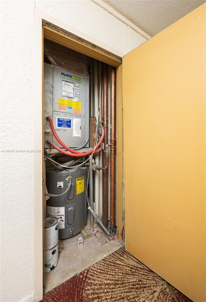 OLYMPUS CONDO - Residential Lease