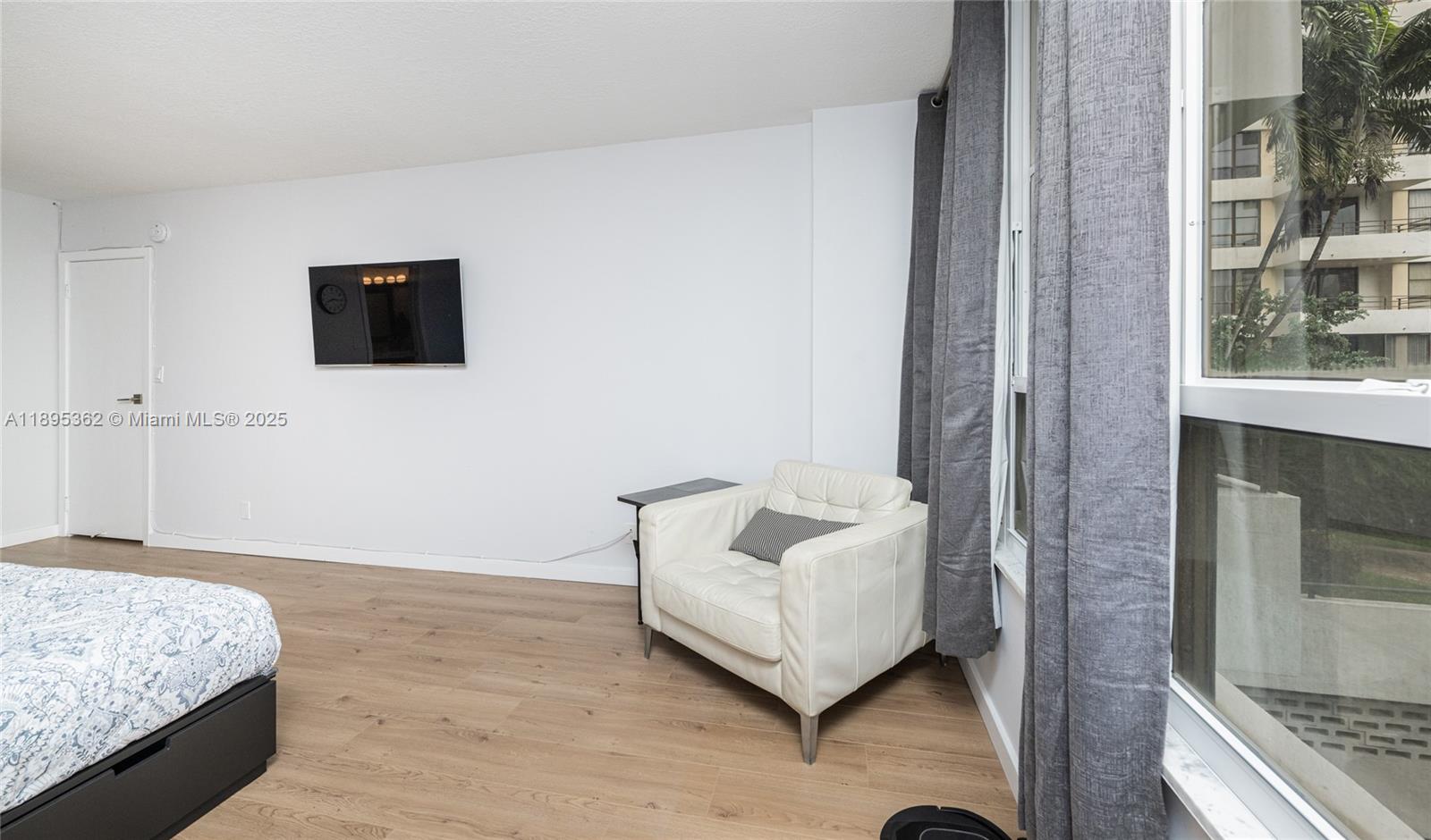OLYMPUS CONDO - Residential Lease