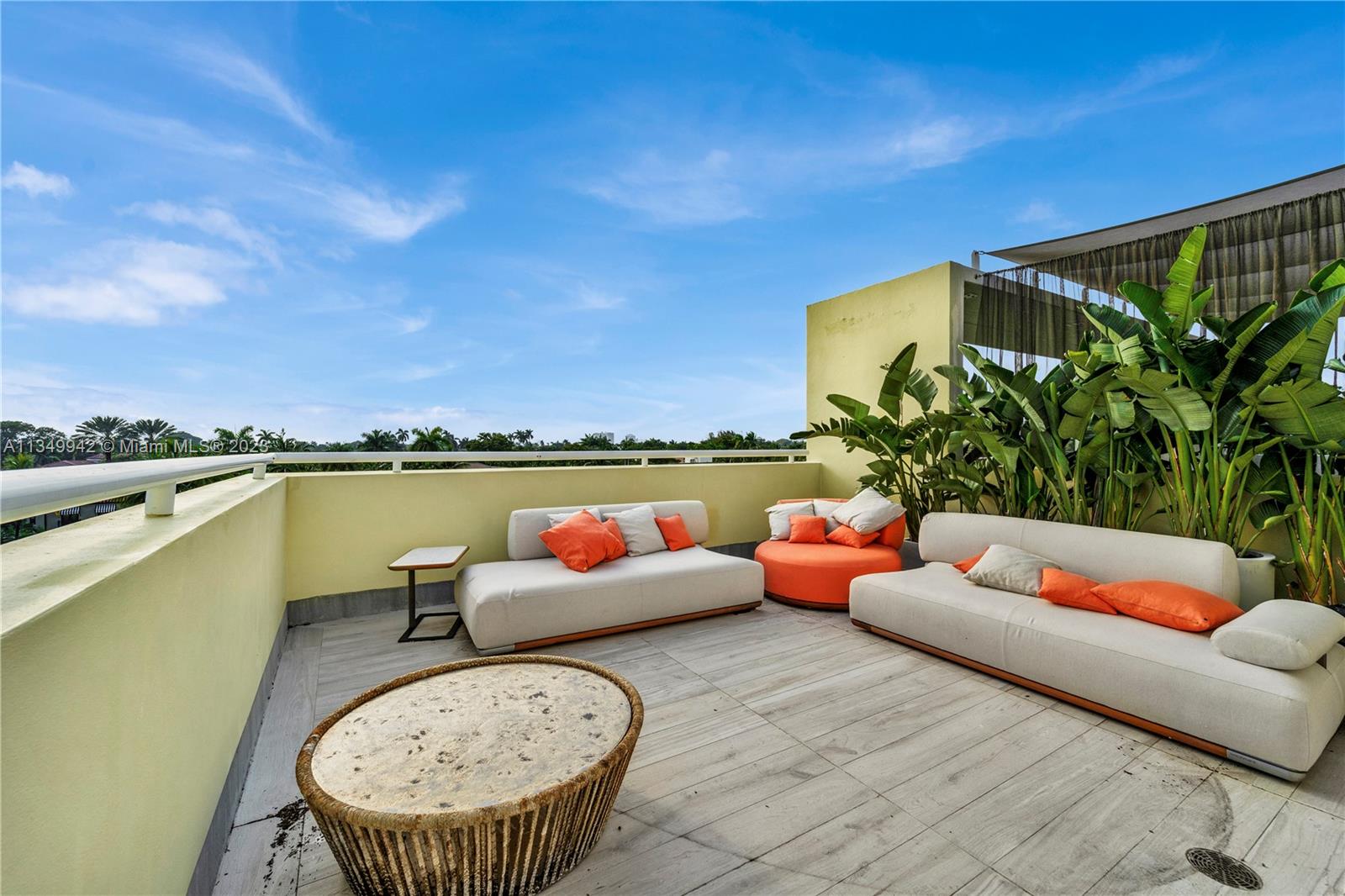 AQUA AT ALLISON ISLAND - Residential