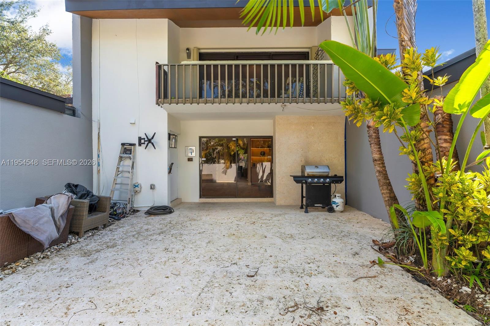 BANYANS OF SOUTH MIAMI CO - Residential