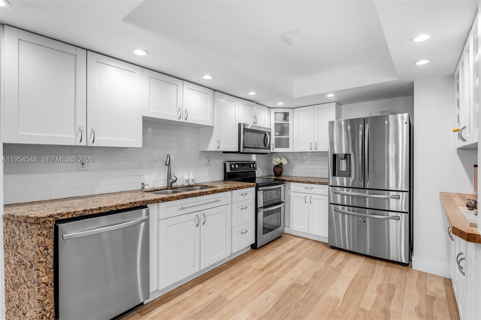 BANYANS OF SOUTH MIAMI CO - Residential