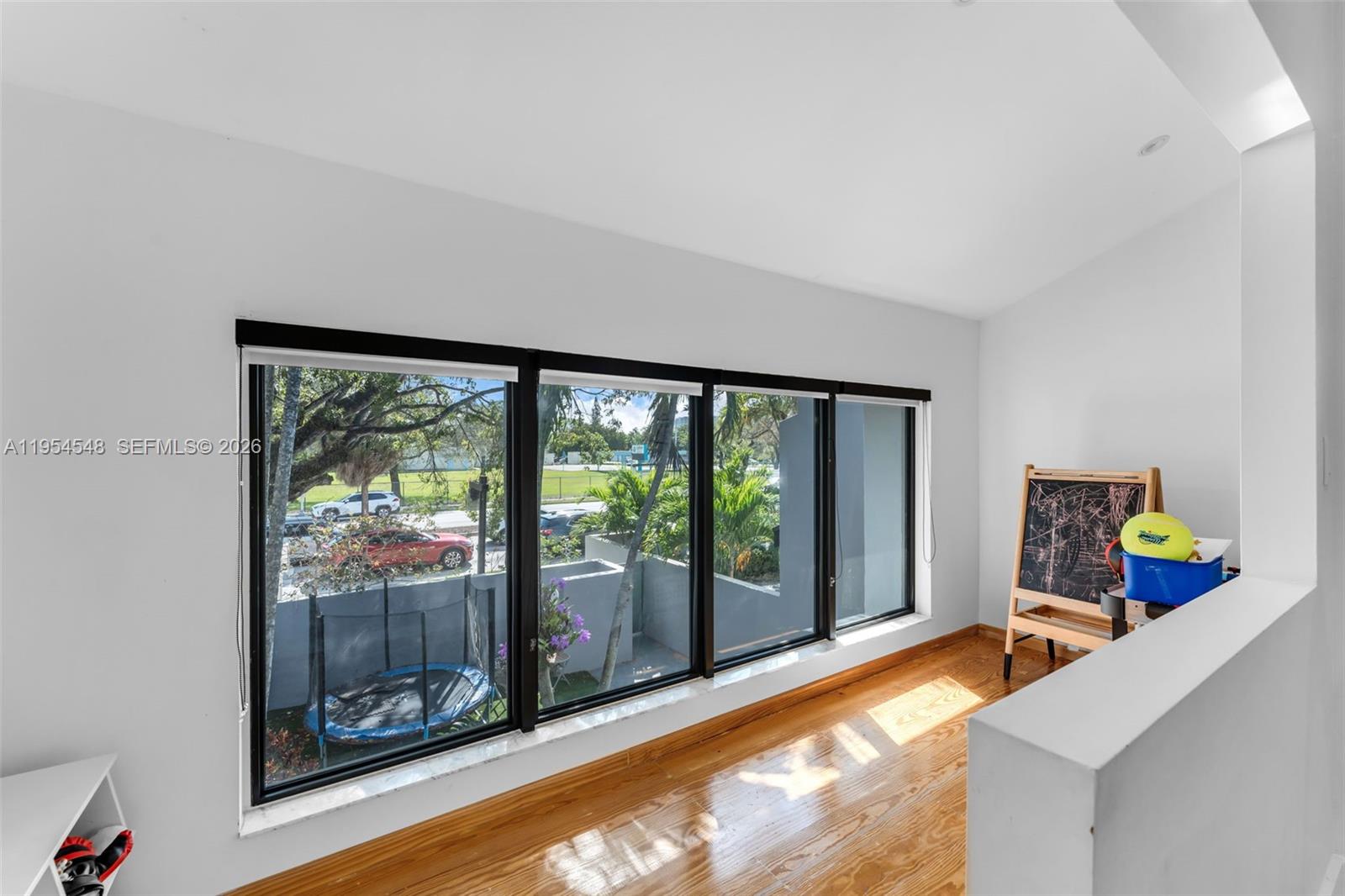 BANYANS OF SOUTH MIAMI CO - Residential