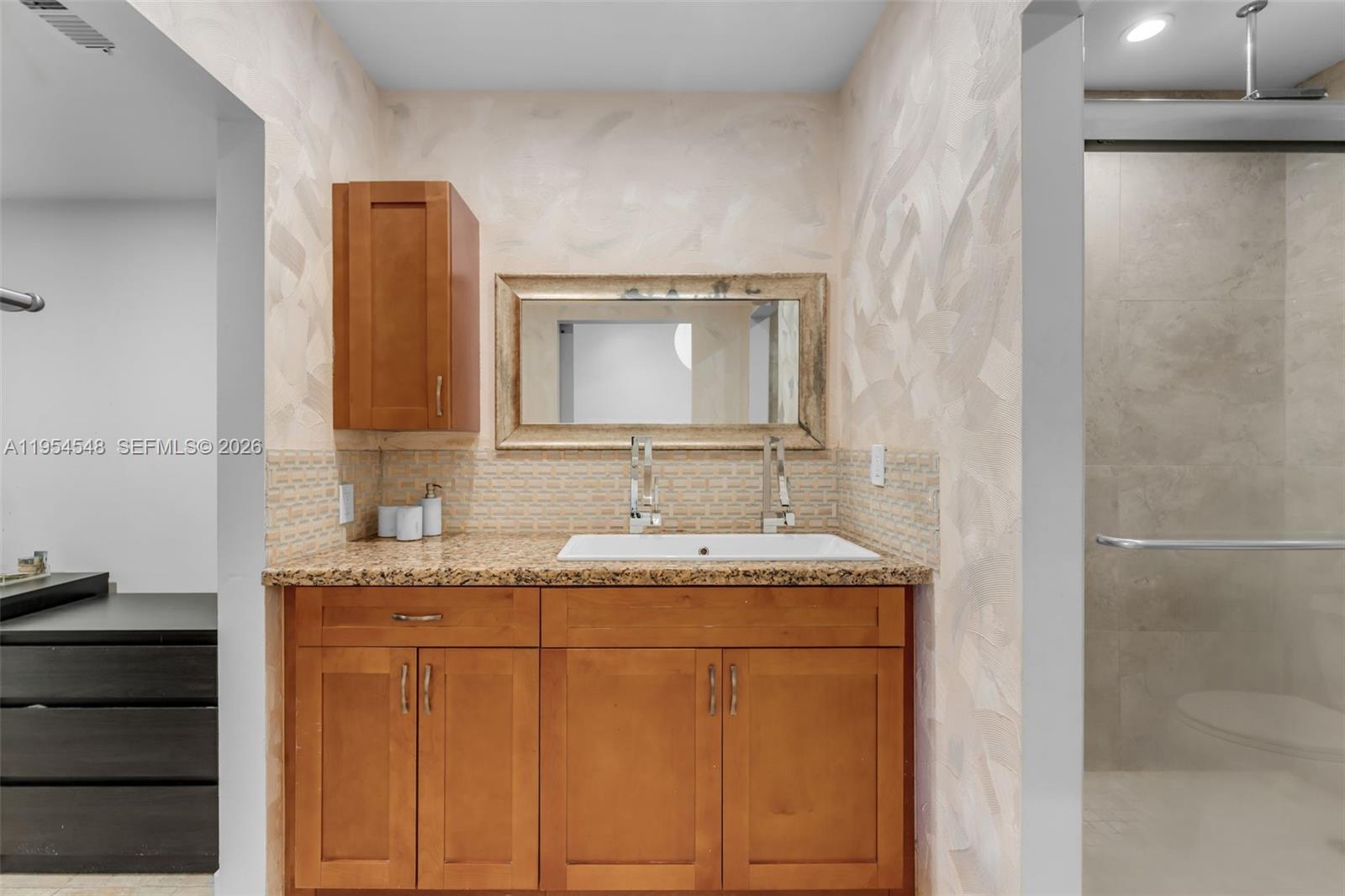 BANYANS OF SOUTH MIAMI CO - Residential