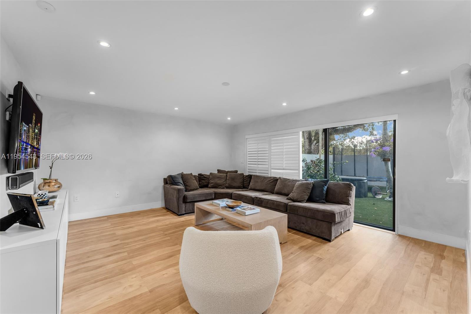 BANYANS OF SOUTH MIAMI CO - Residential