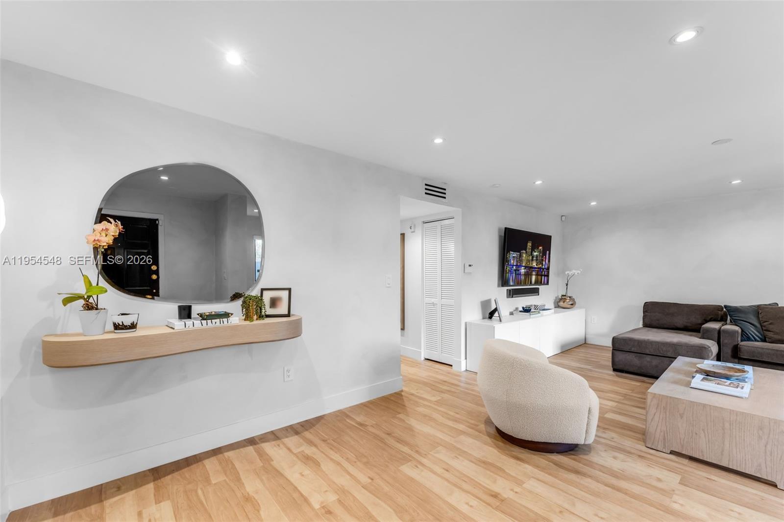 BANYANS OF SOUTH MIAMI CO - Residential