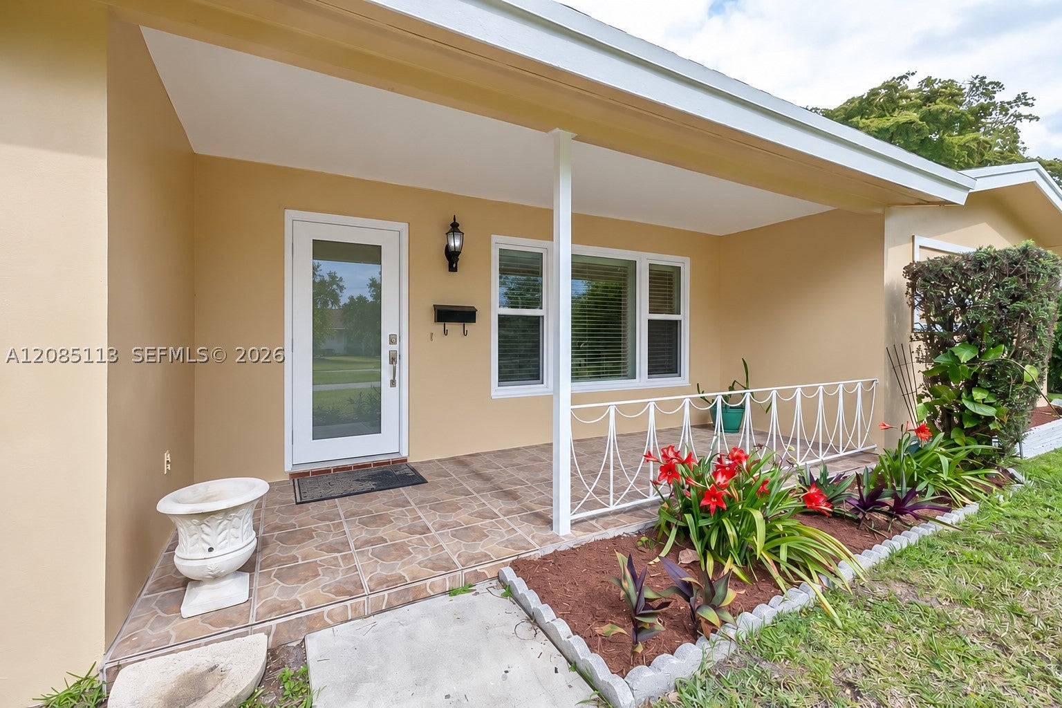 890 NW 65th Ave