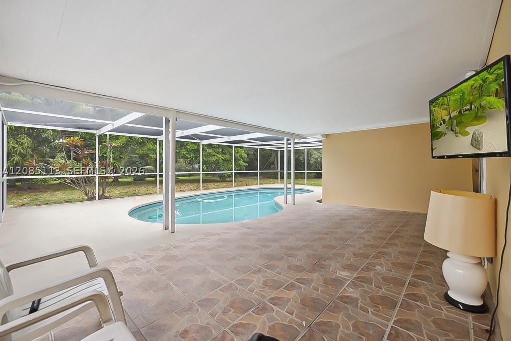 890 NW 65th Ave