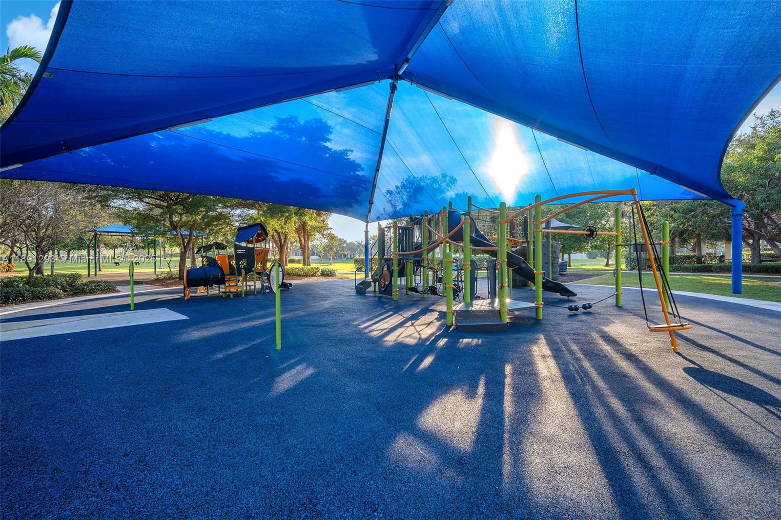 SAPPHIRE SHORES-SAPPHIRE - Residential Lease