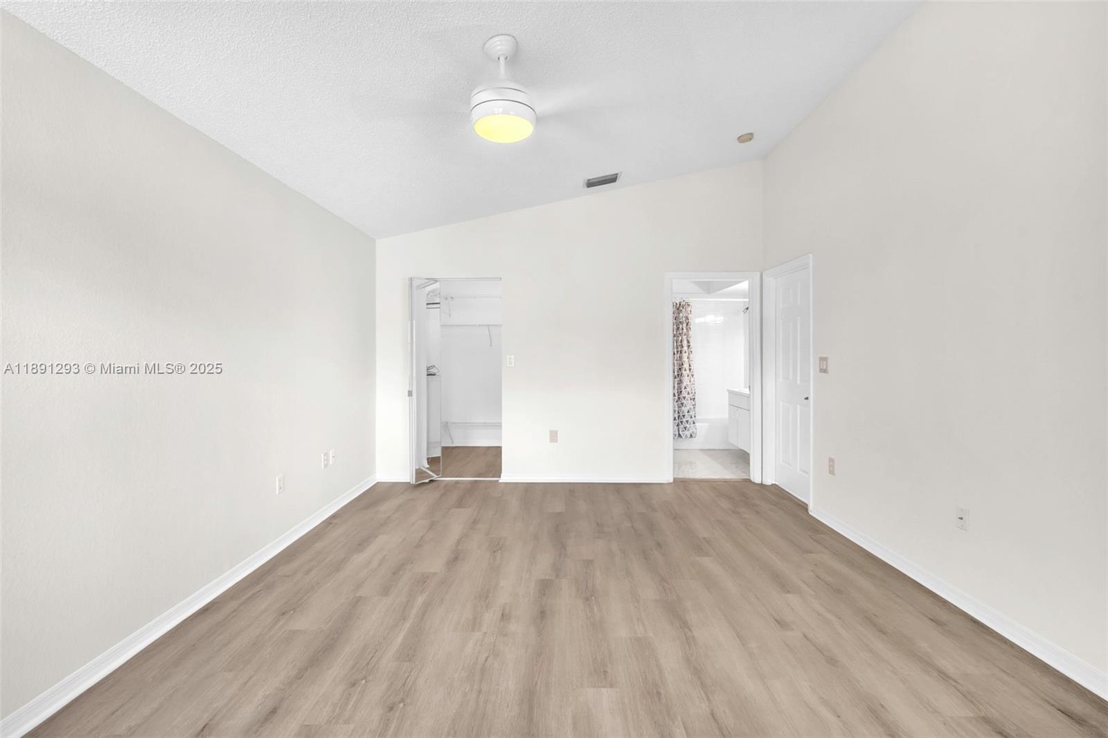 SAPPHIRE SHORES-SAPPHIRE - Residential Lease