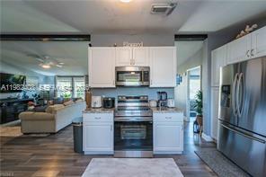 Tanglewood Oaks - Residential