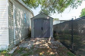 Tanglewood Oaks - Residential