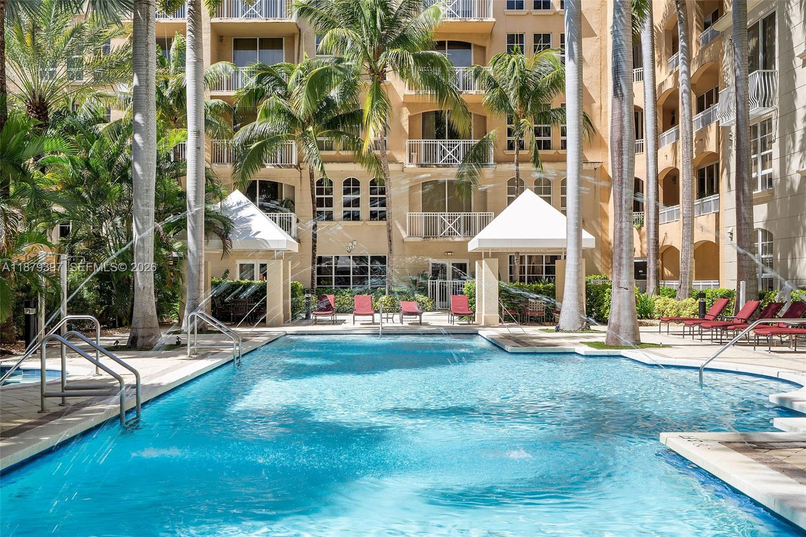 ALAQUA CONDO - Residential