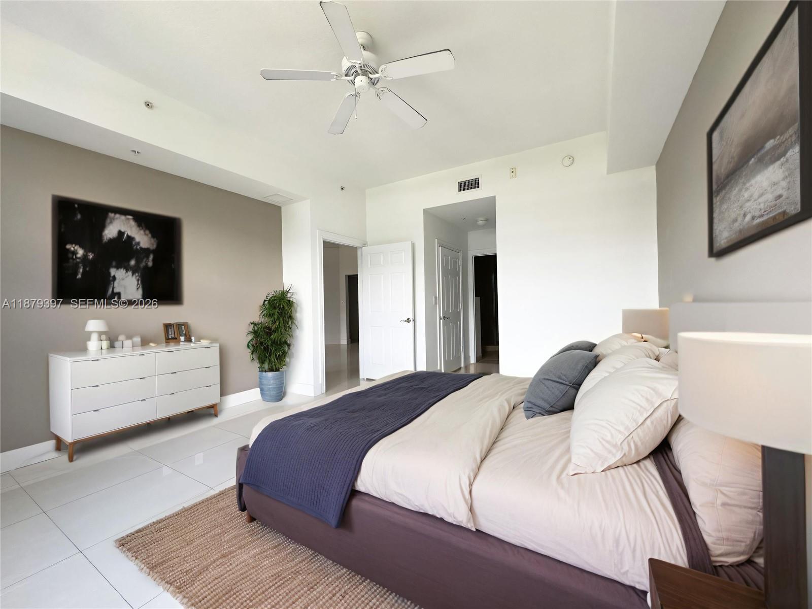 ALAQUA CONDO - Residential