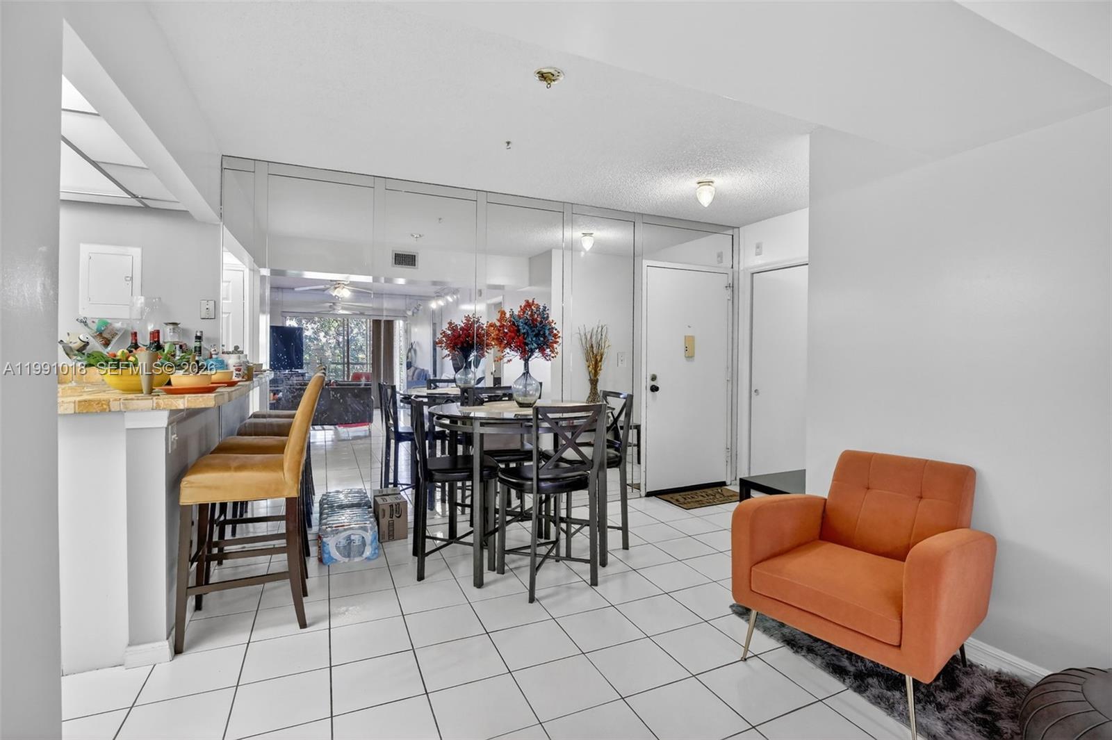 MANORS OF INVERRARY I-7 - Residential