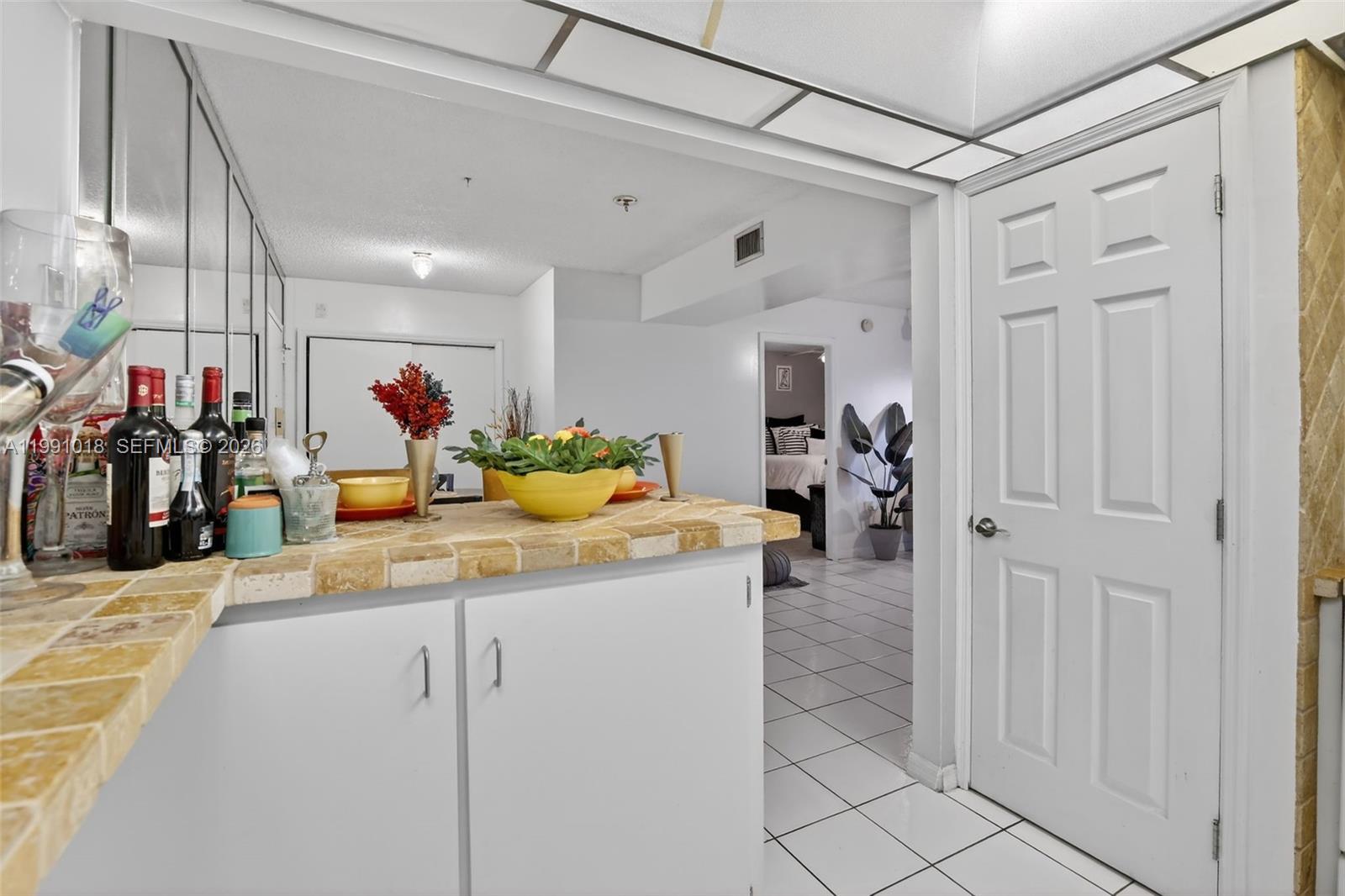 MANORS OF INVERRARY I-7 - Residential