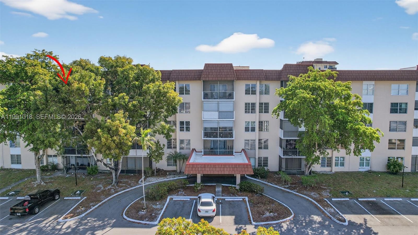 MANORS OF INVERRARY I-7 - Residential