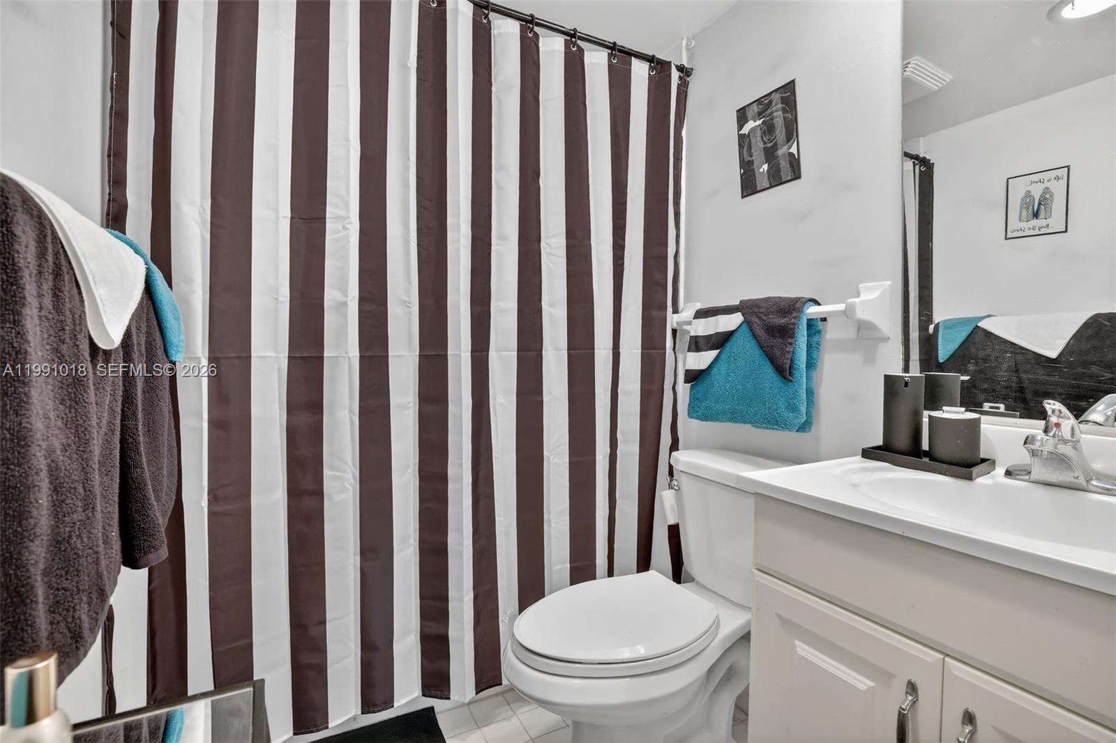 MANORS OF INVERRARY I-7 - Residential