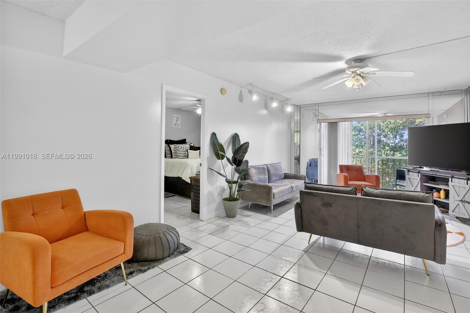 4172 Inverrary Dr 503