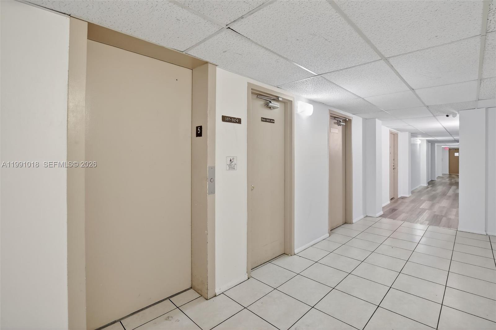 MANORS OF INVERRARY I-7 - Residential