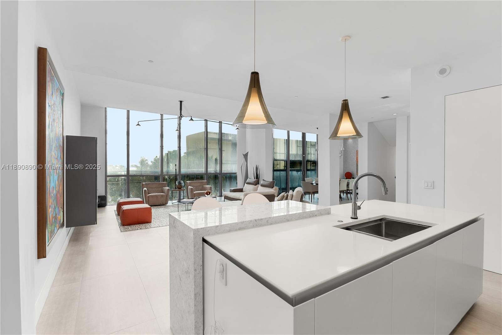 PARAISO BAY CONDO - Residential