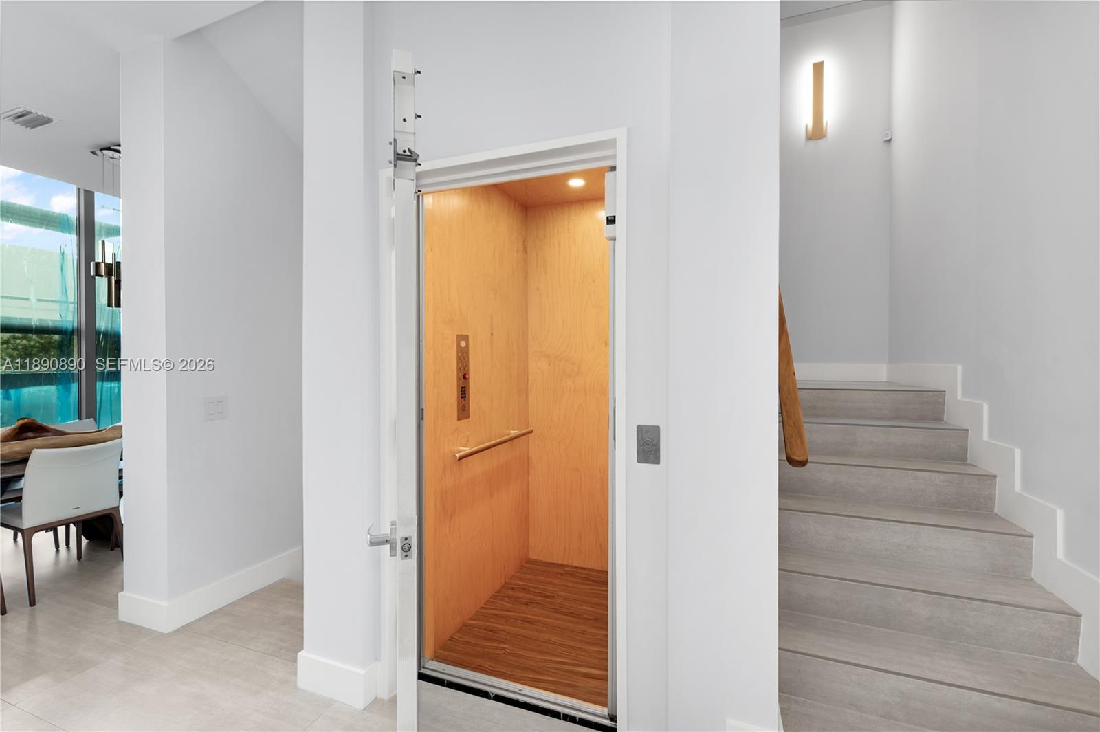 PARAISO BAY CONDO - Residential