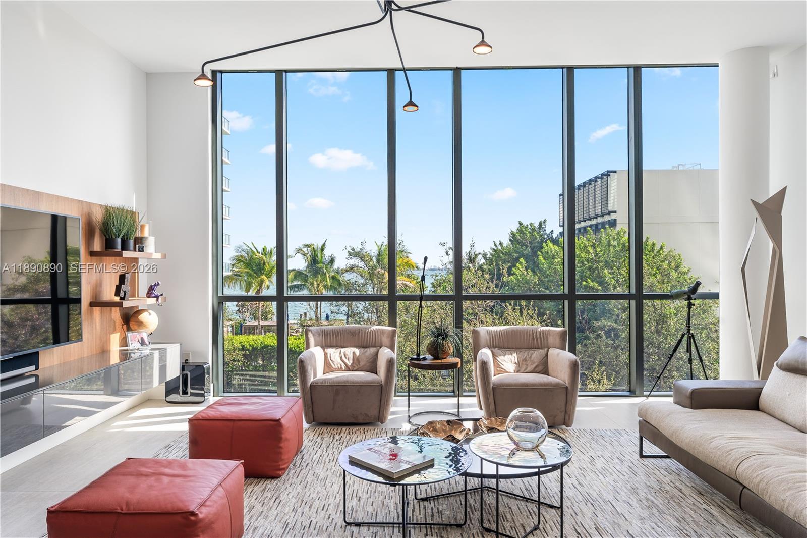 PARAISO BAY CONDO - Residential