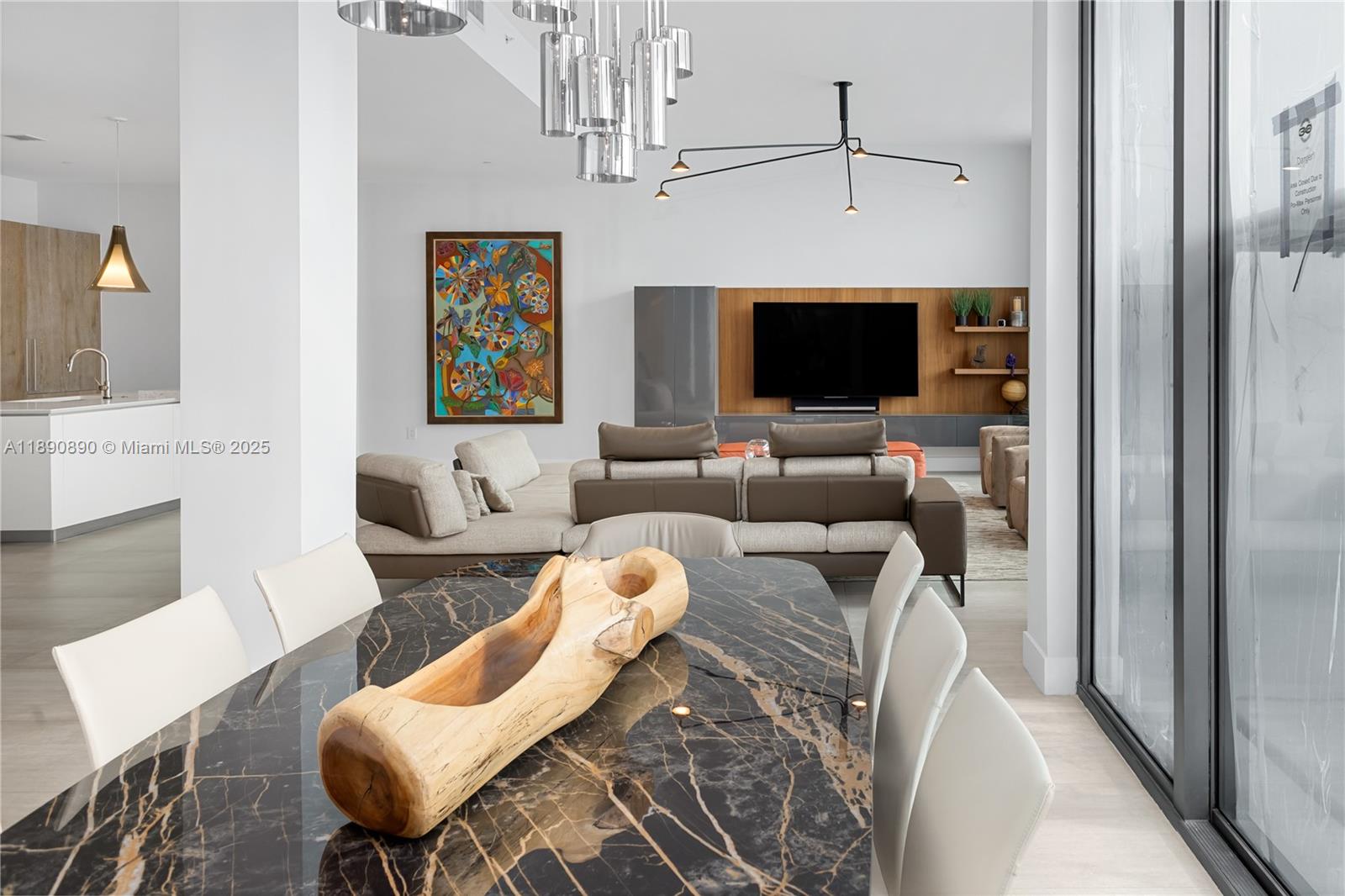 PARAISO BAY CONDO - Residential