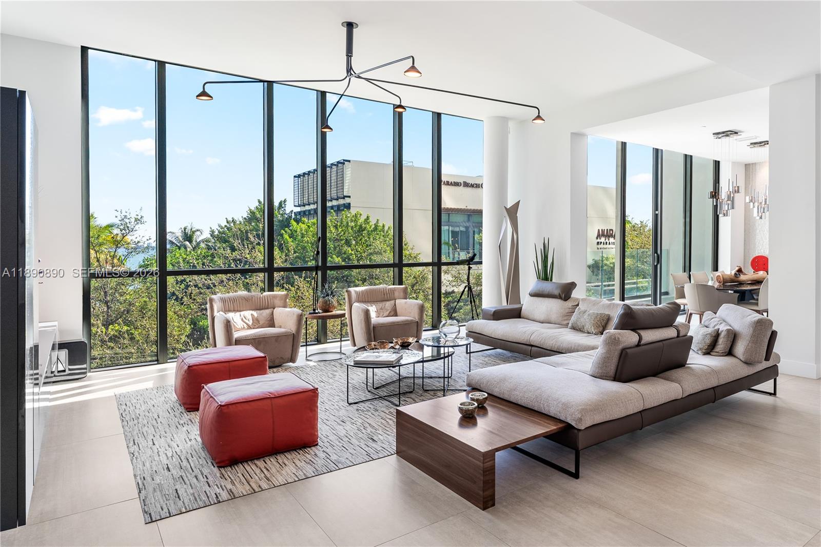 PARAISO BAY CONDO - Residential