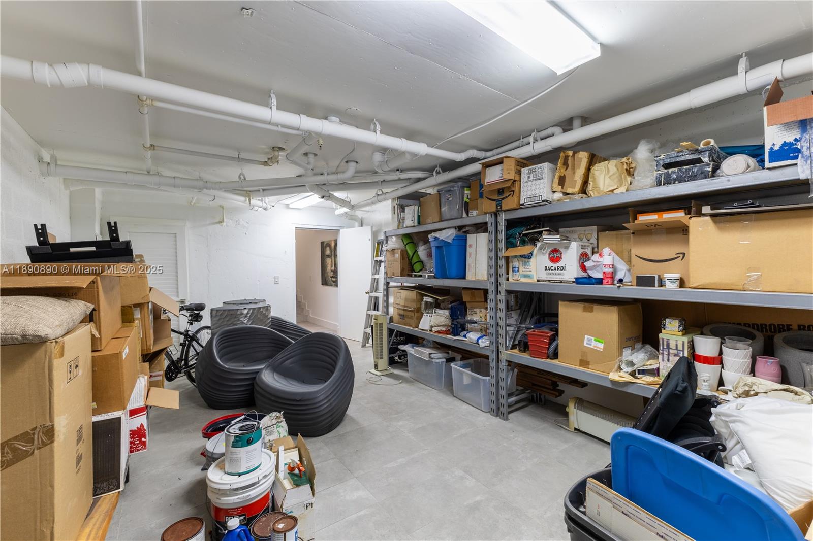 PARAISO BAY CONDO - Residential