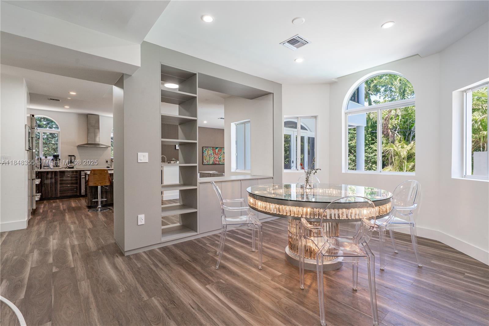 LA GORCE GOLF SUB - Residential Lease