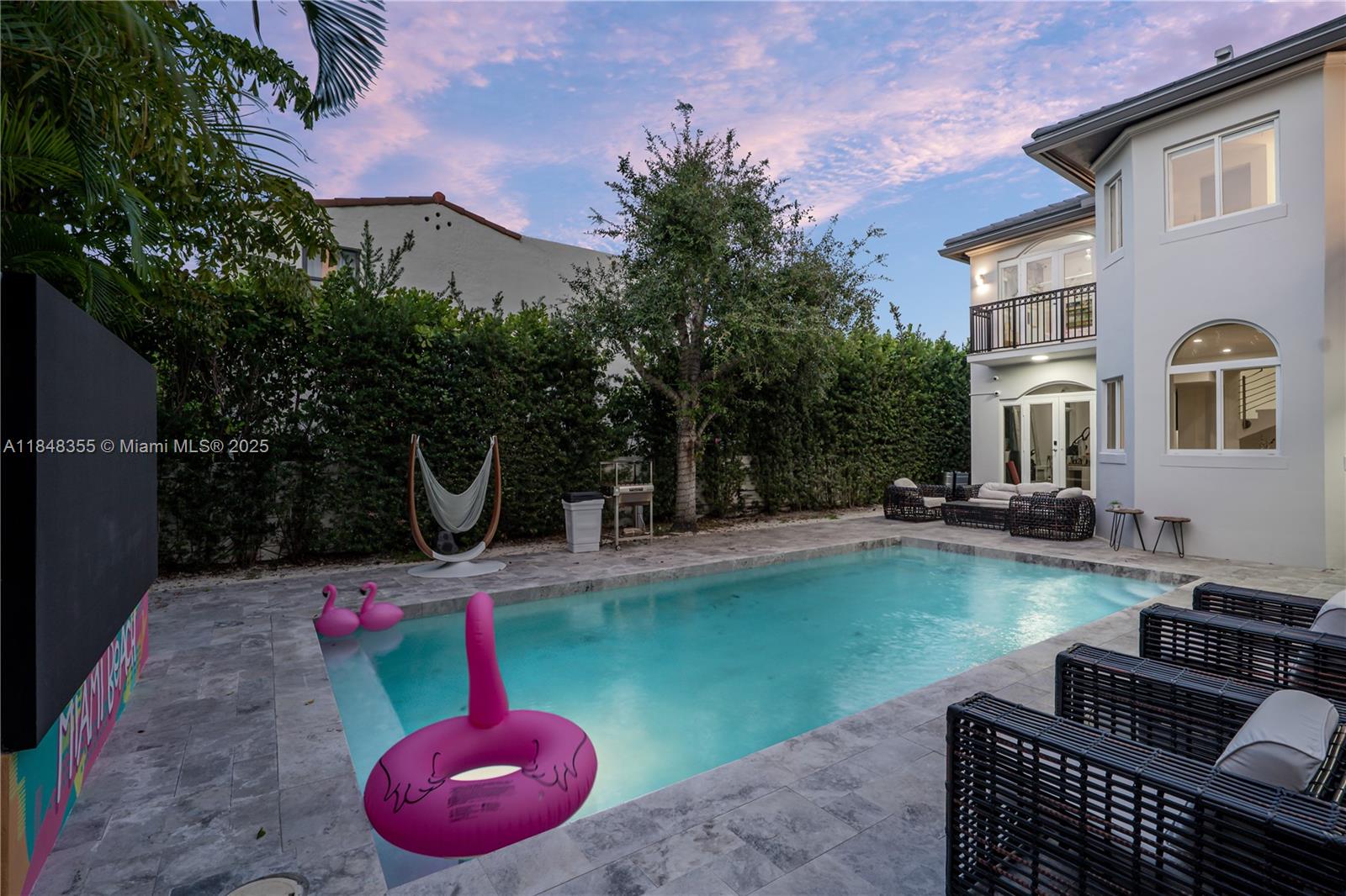 LA GORCE GOLF SUB - Residential Lease