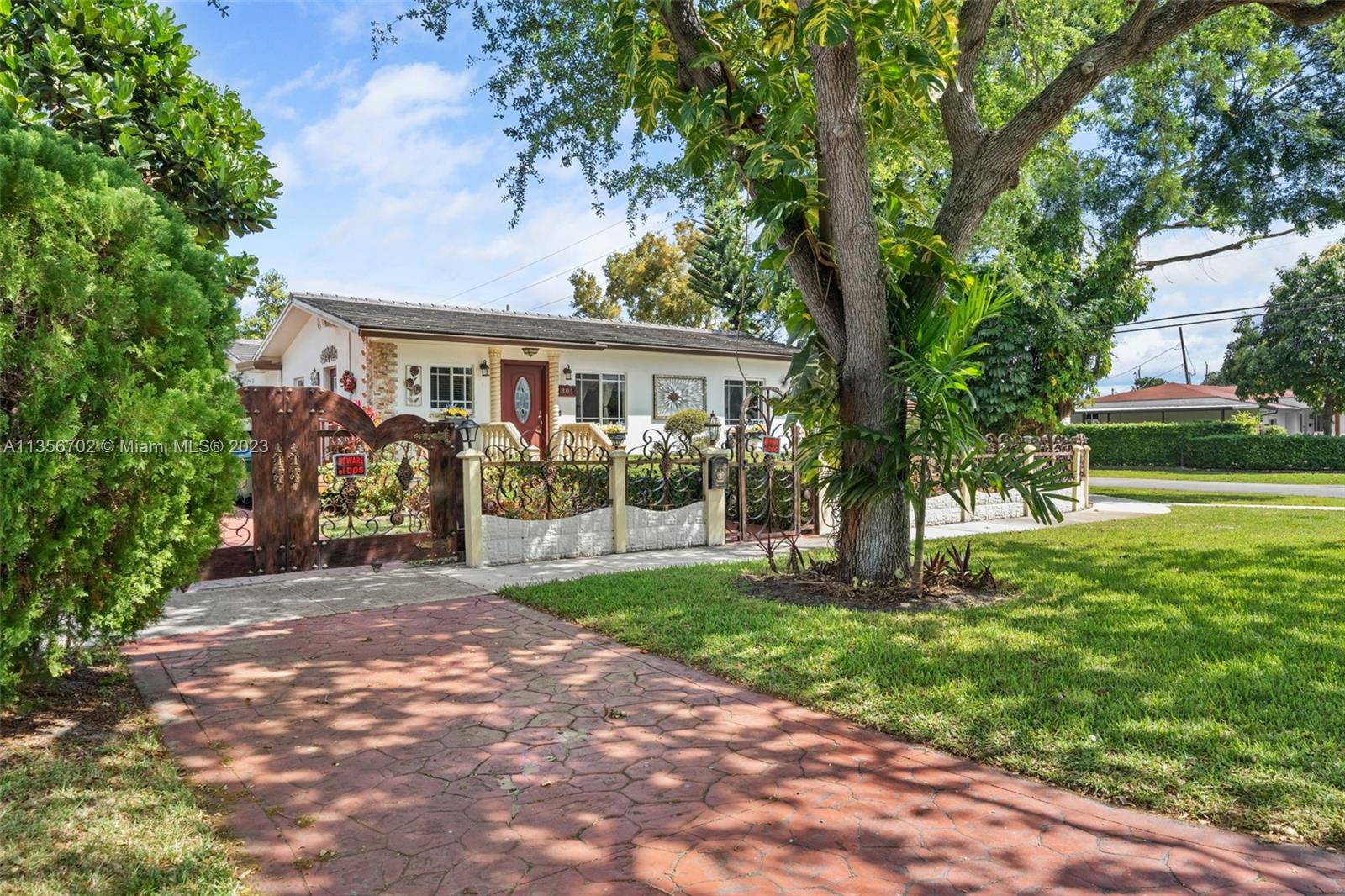 WINONA PARK - Residential