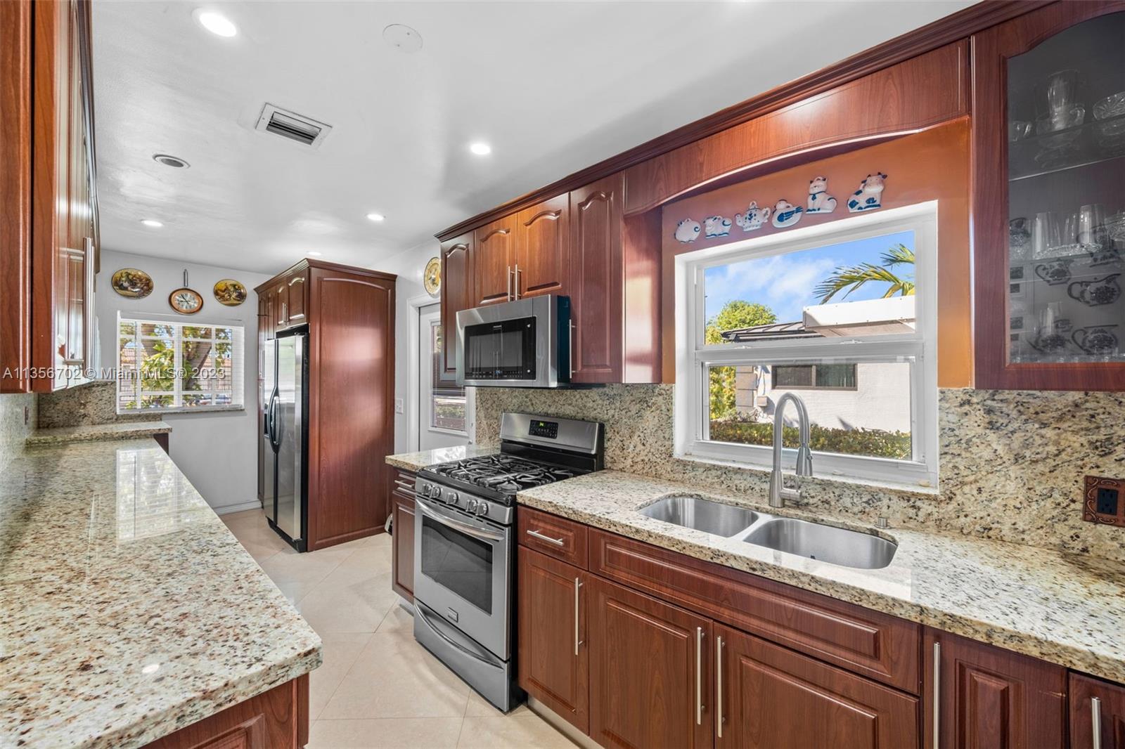 WINONA PARK - Residential