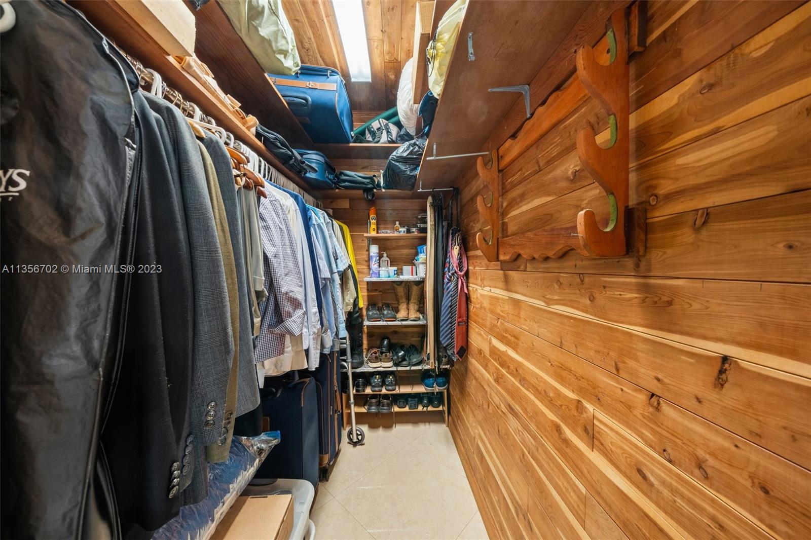 WINONA PARK - Residential