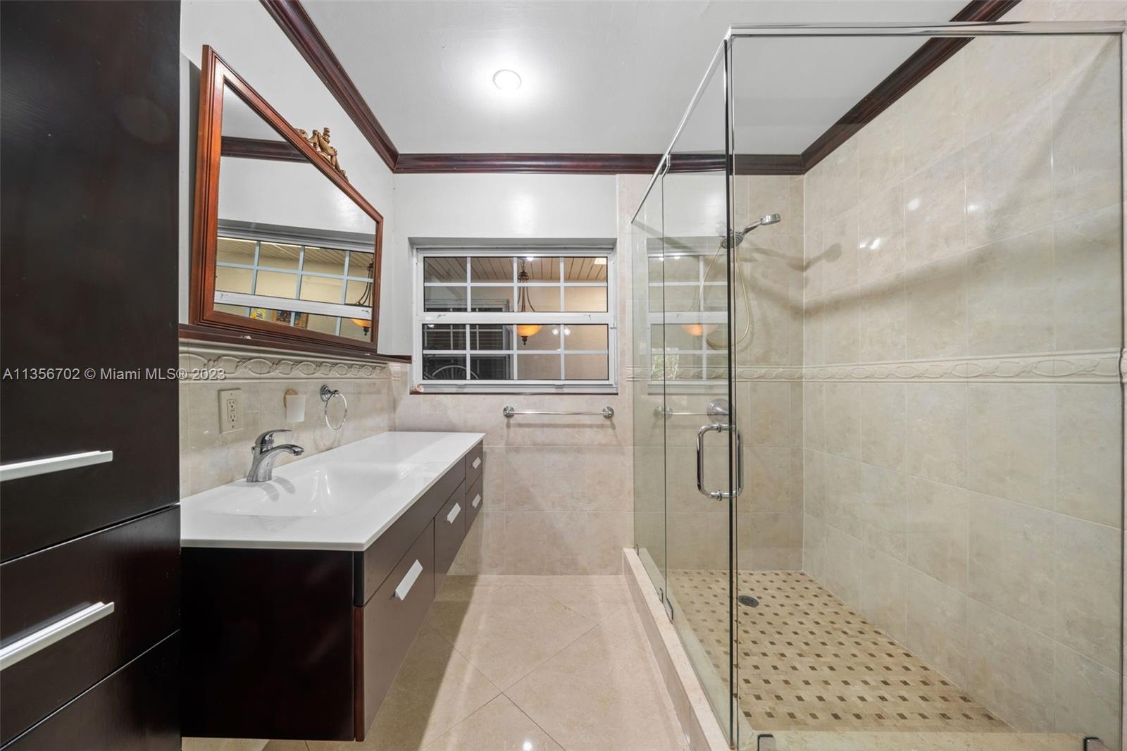 WINONA PARK - Residential