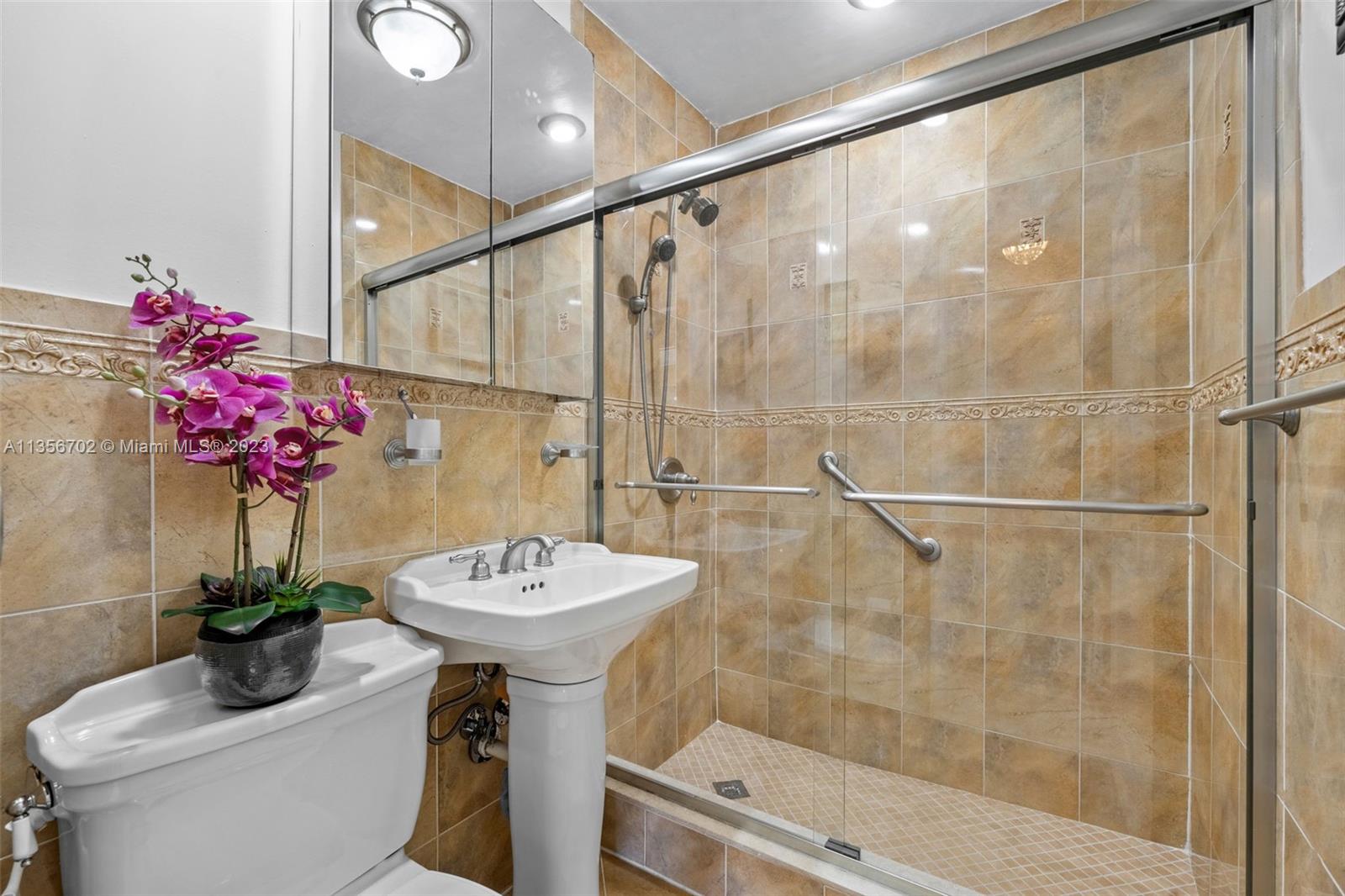 WINONA PARK - Residential