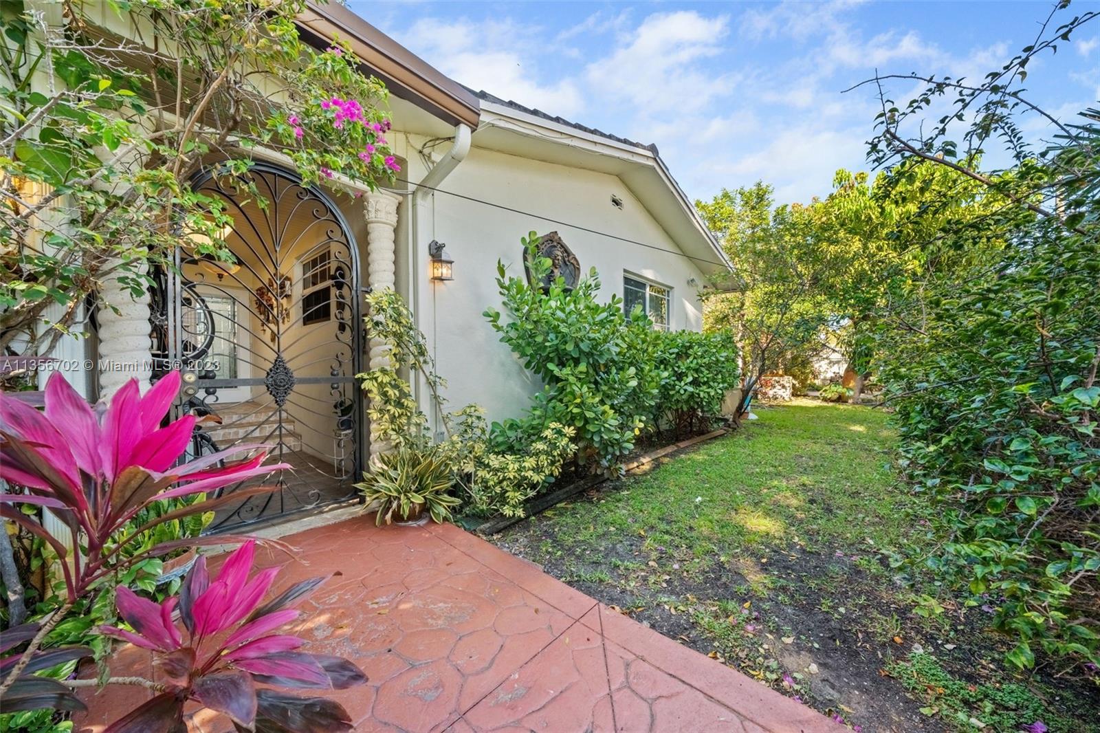 WINONA PARK - Residential