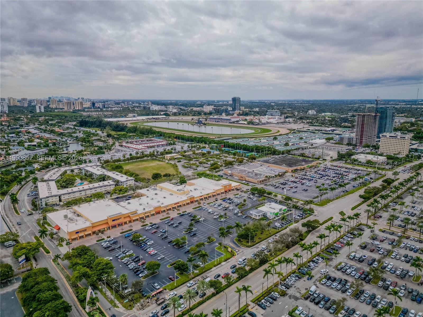 DUO CONDOMINIUM WEST - Residential