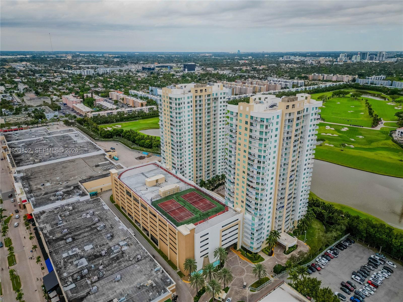 DUO CONDOMINIUM WEST - Residential