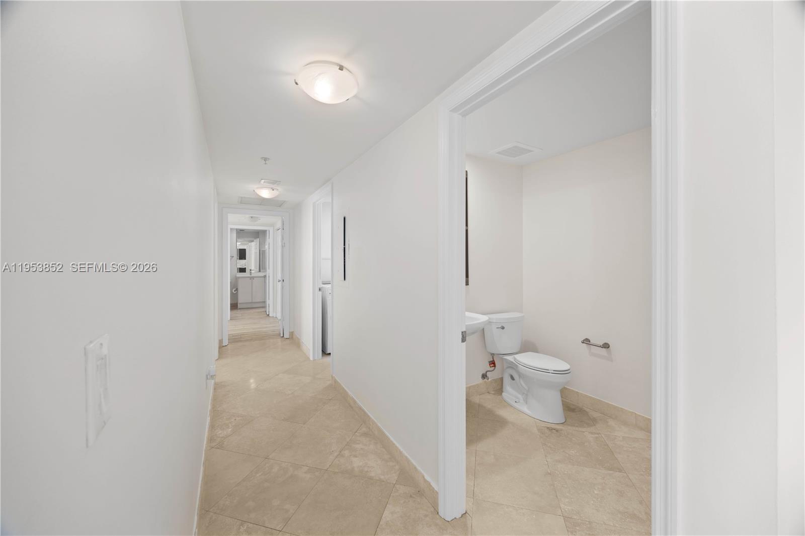 DUO CONDOMINIUM WEST - Residential