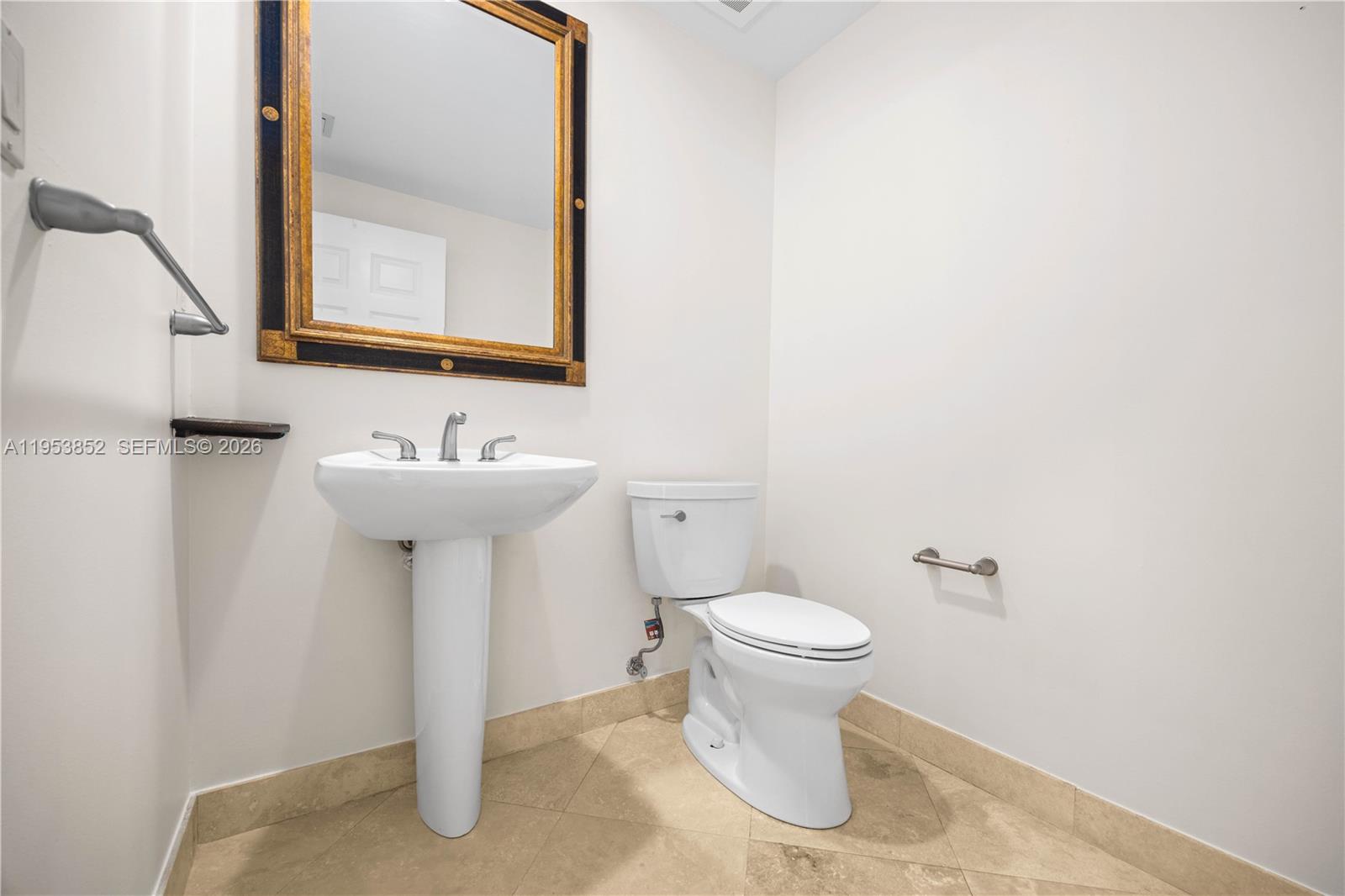 DUO CONDOMINIUM WEST - Residential