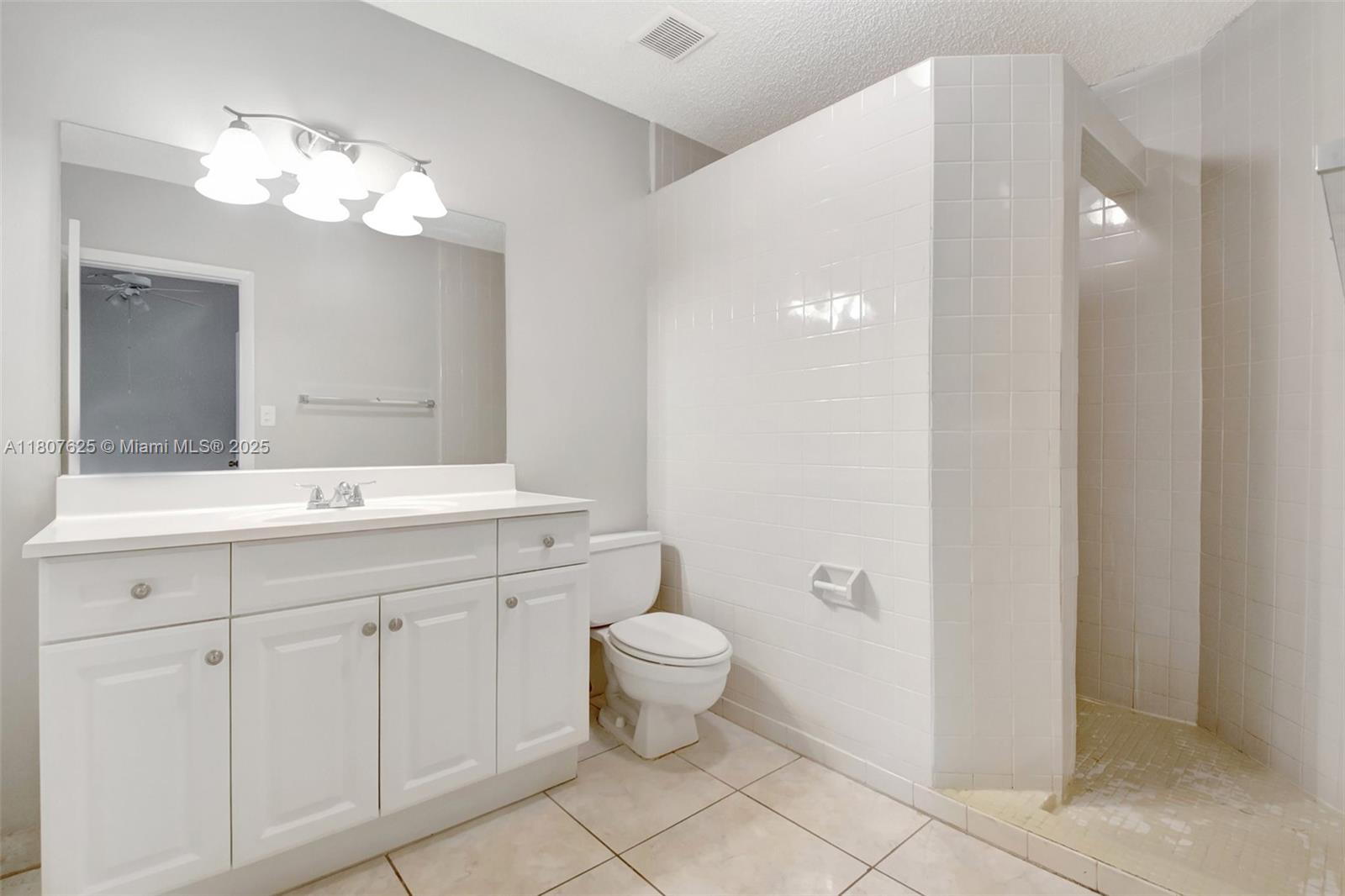 CAM ESTATES - Residential