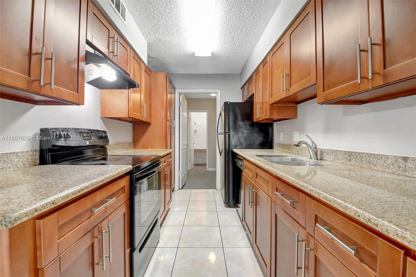 CAM ESTATES - Residential