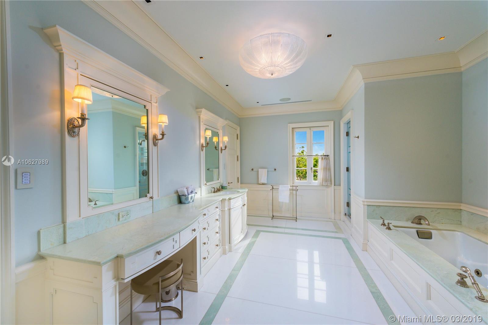 VENICE RE - Residential
