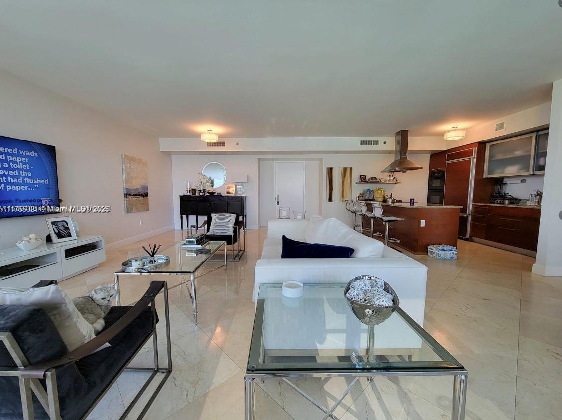 1800 S Ocean Dr 1510