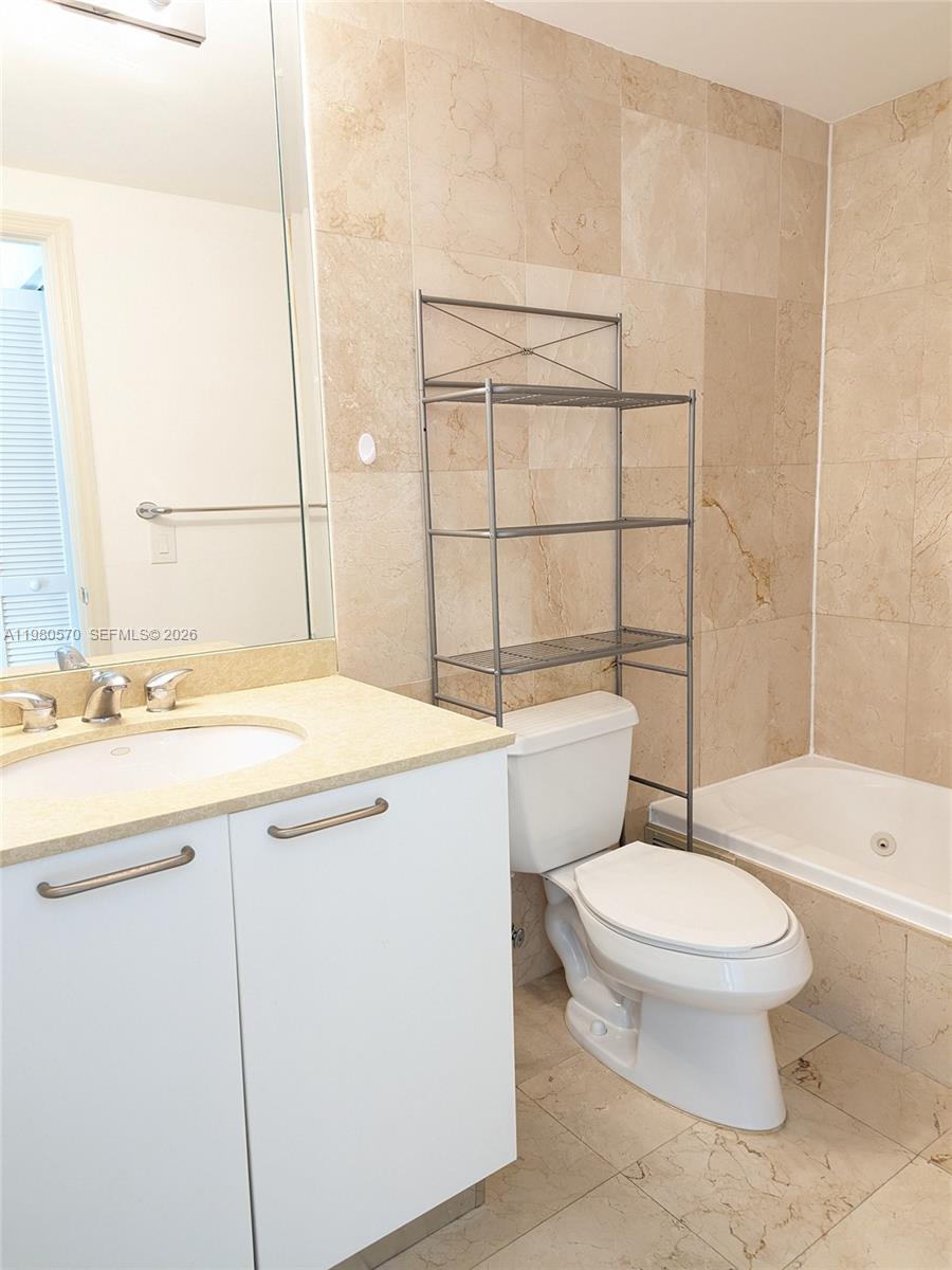 LOFTS ON BRICKELL I CONDO - Residential Lease