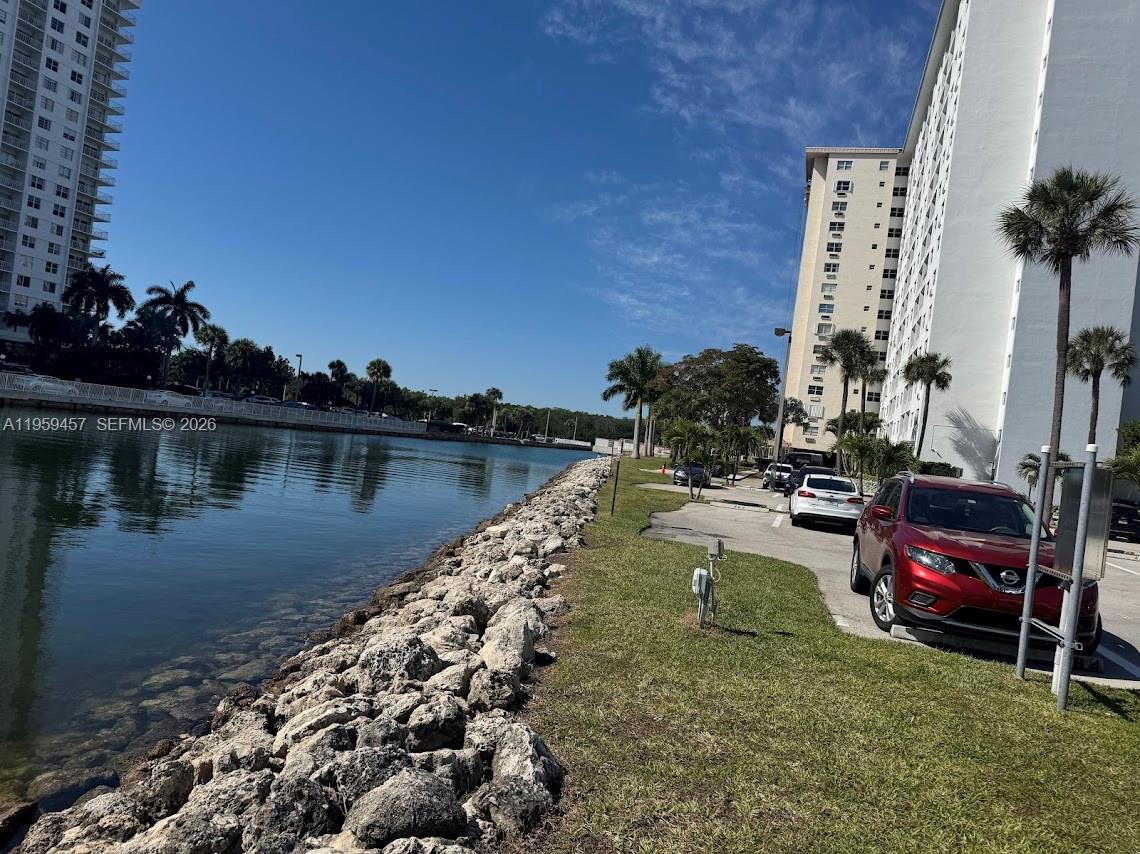 COASTAL TOWERS CONDO - Residential Lease