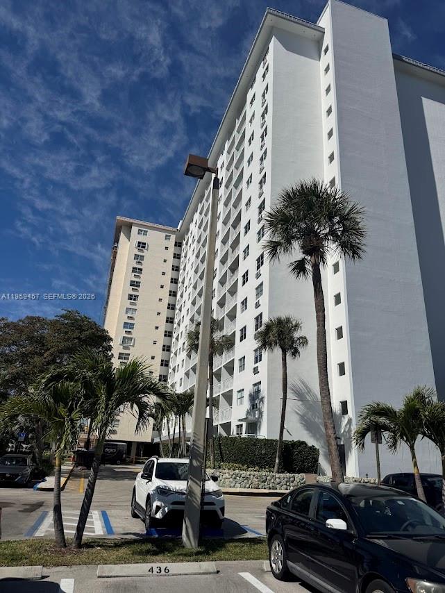 COASTAL TOWERS CONDO - Residential Lease
