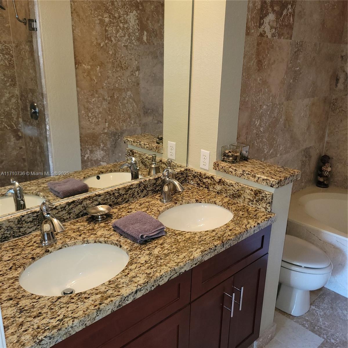 RESERVE AT OCEAN WALK VIL - Residential