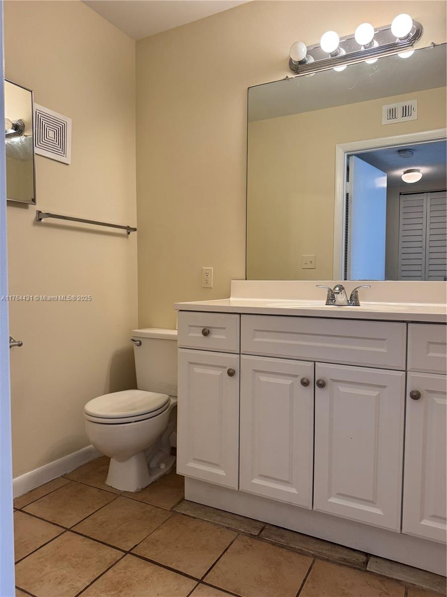 CASABLANCA ISLES CONDO - Residential